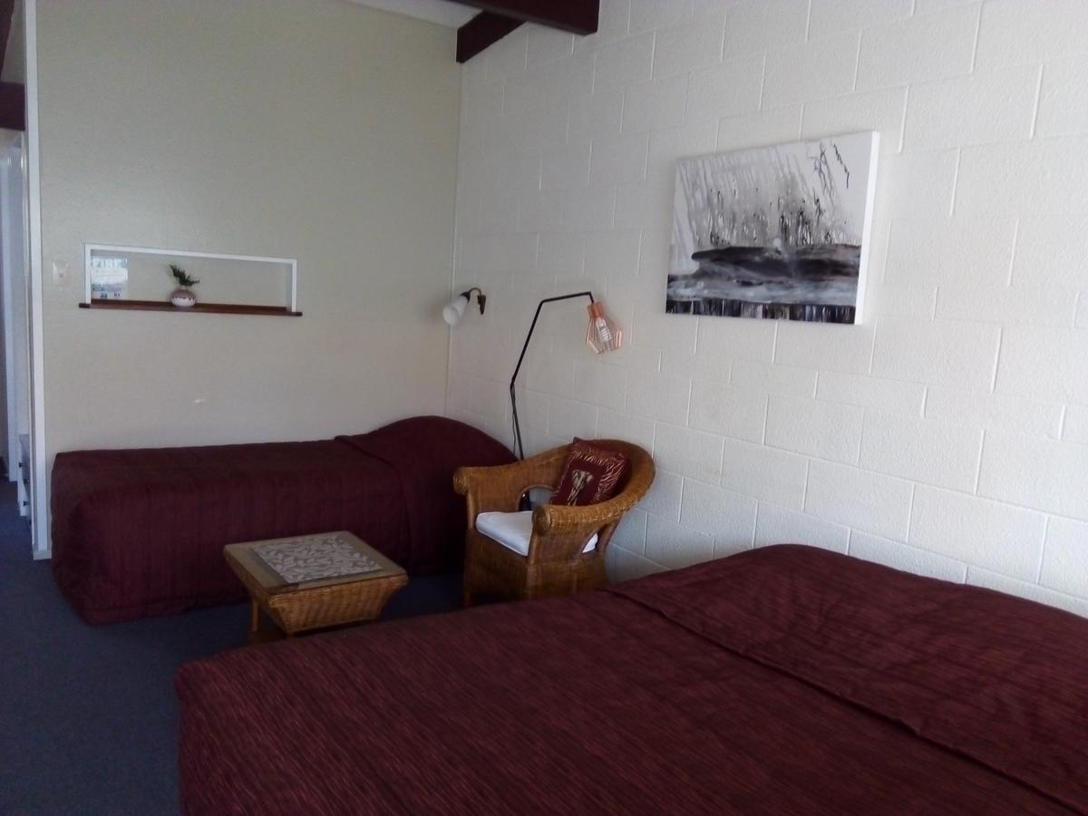 Redwood Lodge Motel Levin Extérieur photo