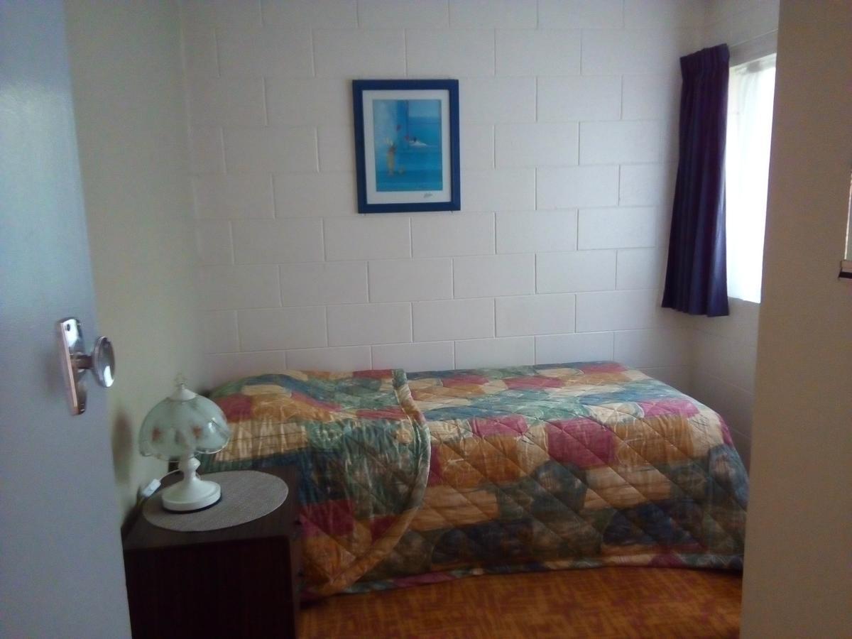Redwood Lodge Motel Levin Extérieur photo