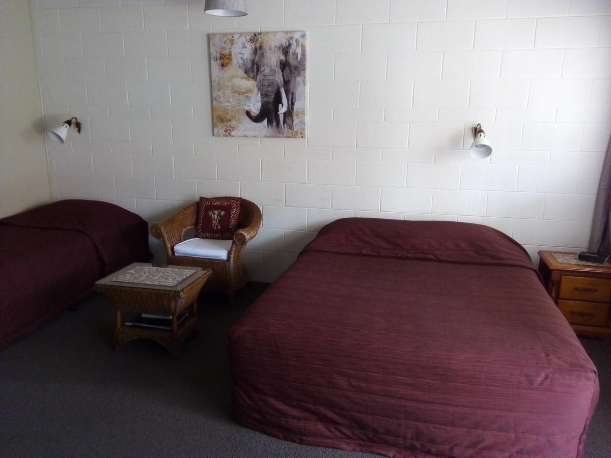 Redwood Lodge Motel Levin Extérieur photo